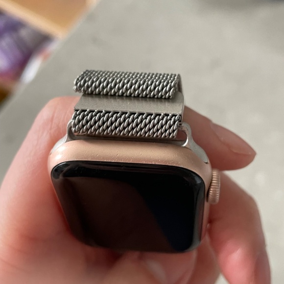 Apple watch 4 - Picture 8 of 12